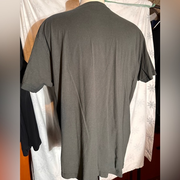 Animal Crossing Friends T-Shirt - Picture 6 of 7